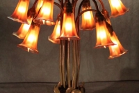 12 Light Lily Lamp & Show