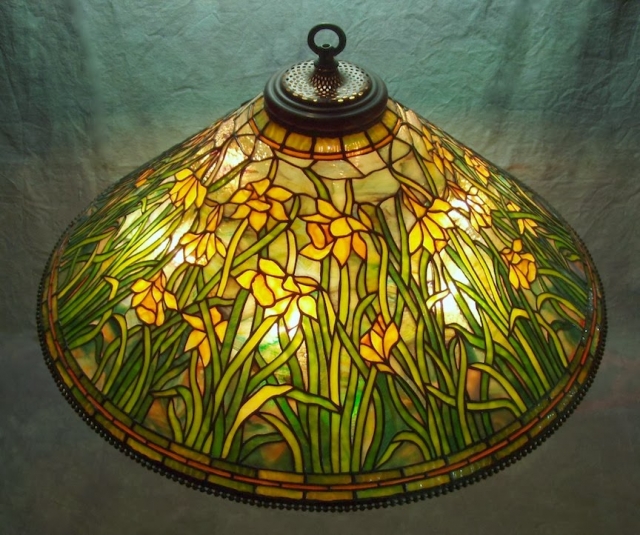 Lamp of the Week – 28″ Daffodil