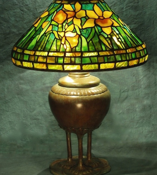 Lamp of the Week: 14″ Daffodil