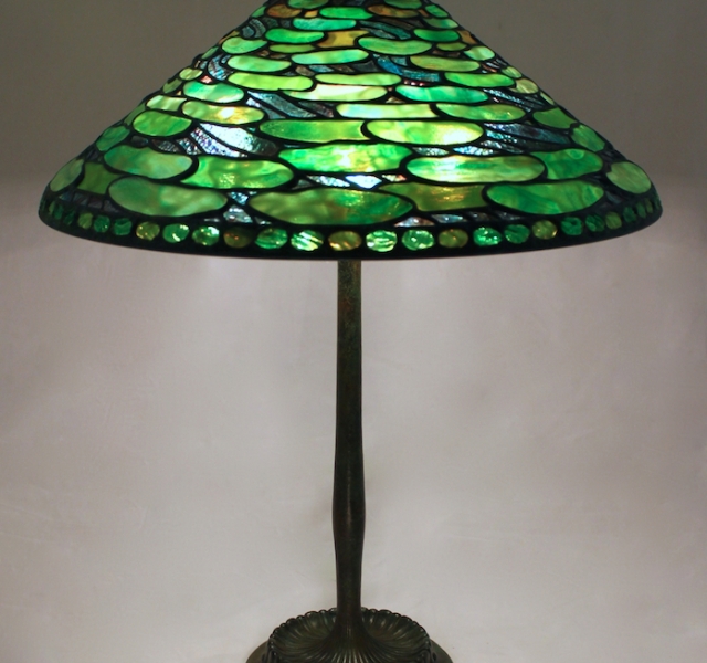 Lamp of the Week: 20″ Lily Pad