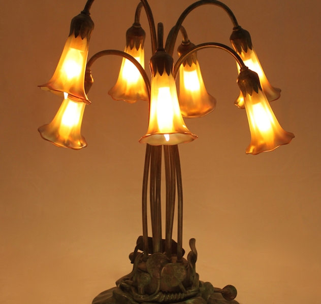 Lamp of the Week: 7 Light Lily Table Lamp