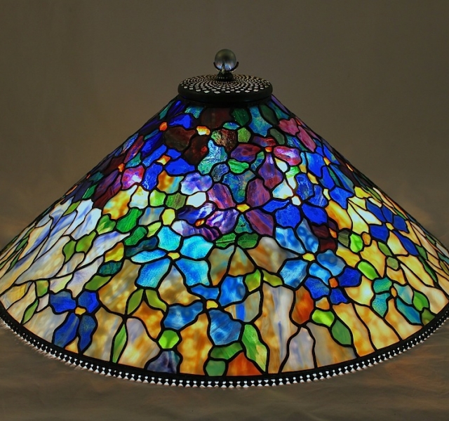 Lamp of the Week: 28″ Clematis