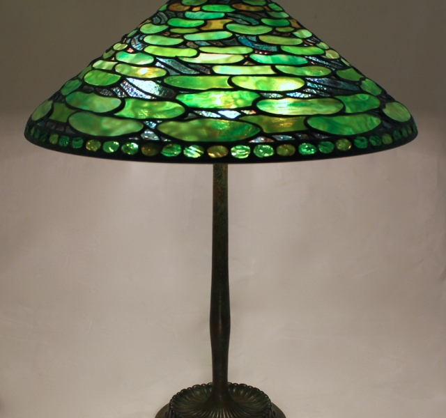 Lamp of the Week: 20″ Lily Pad