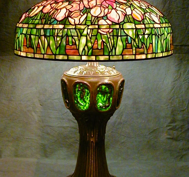 Lamp of the Week: 22″ Tulip