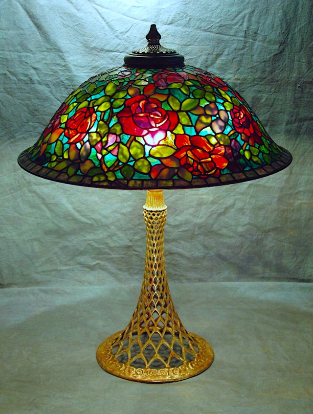 Lamp of the Week: Roses for Valentine’s Day