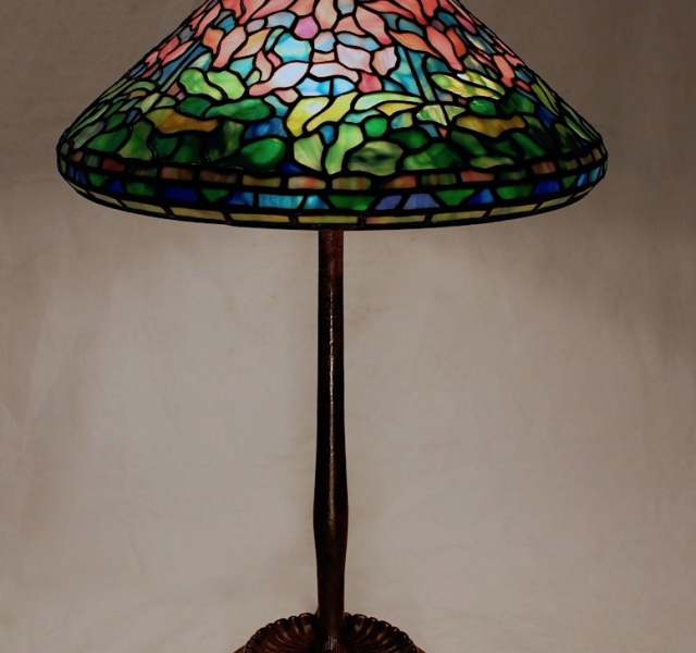 Lamp of the Week: 16″ Cyclamen