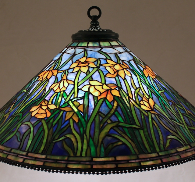 Lamp of the Week: 28″ Daffodil