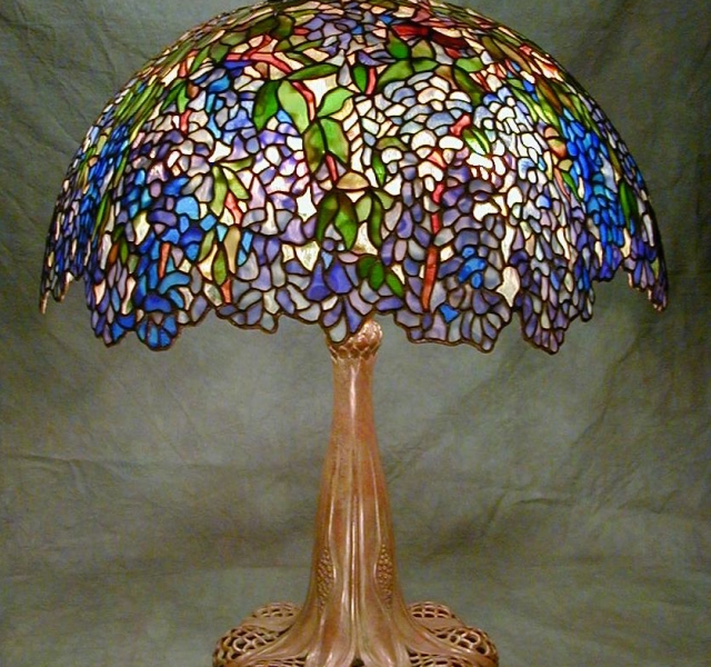 Lamp of the Week: 22″ Wisteria