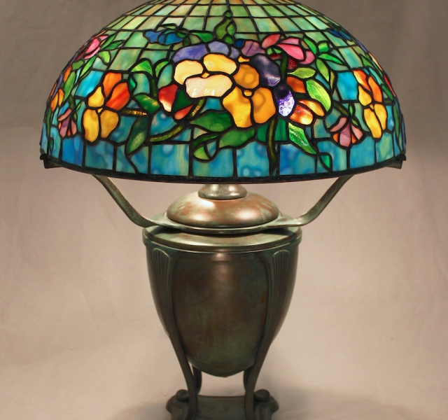 Lamp of the Week: 16″ Pansy