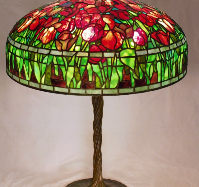 Lamp of the Week: 22″ Tulip