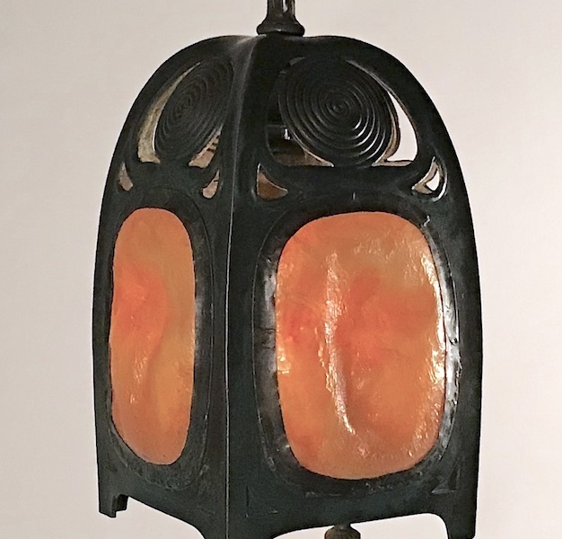 Turtleback Lantern