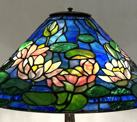 20″ Waterlily and Studio Hours