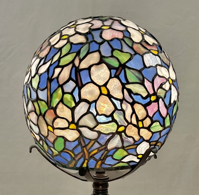 Dogwood Ball Lamp